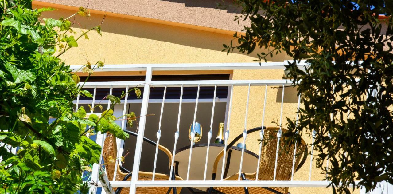 Apartamento No Stress Grebaštica Exterior foto